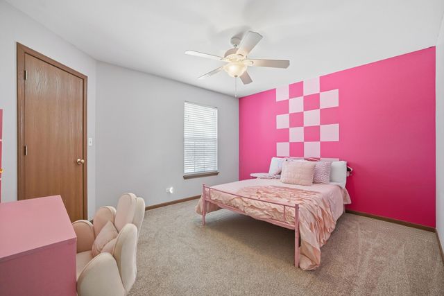 379 Stone Hollow Drive, Poplar Grove, IL 61065