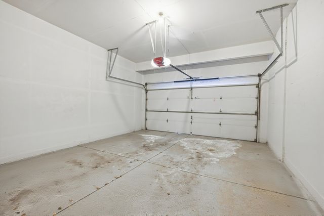 379 Stone Hollow Drive, Poplar Grove, IL 61065