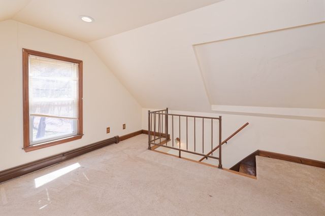 7 Cross St, Natick, MA 01760