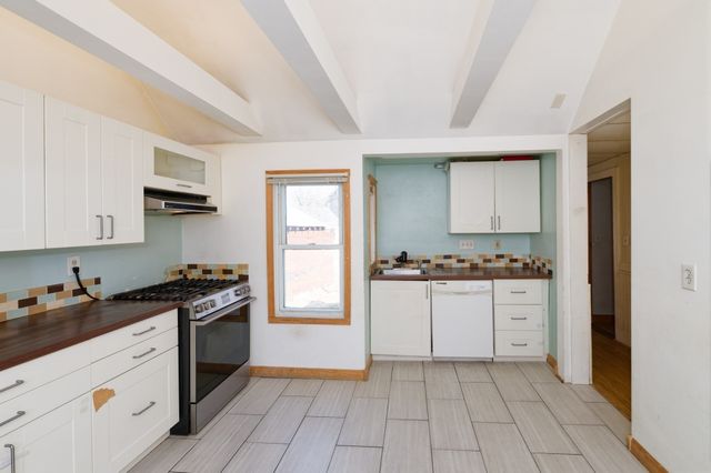 7 Cross St, Natick, MA 01760