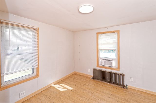 7 Cross St, Natick, MA 01760