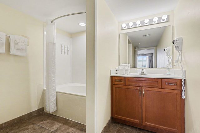 1321 S Ocean Blvd Unit 1110, North Myrtle Beach, SC 29582