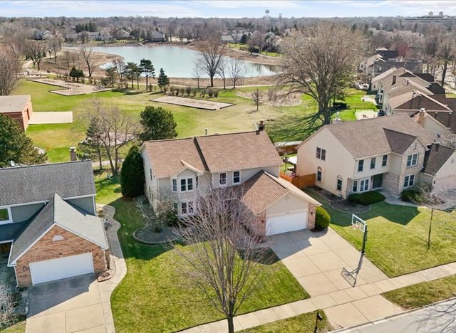 113 S Windham Lane, Bloomingdale, IL 60108