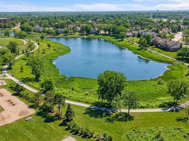 113 S Windham Lane, Bloomingdale, IL 60108