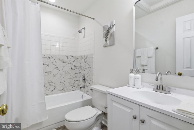 7814 LAMBKIN CT, Lorton, VA 22079