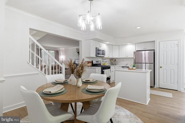 7814 LAMBKIN CT, Lorton, VA 22079