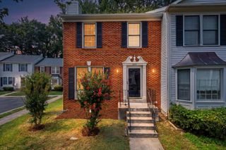 7814 LAMBKIN CT, Lorton, VA 22079