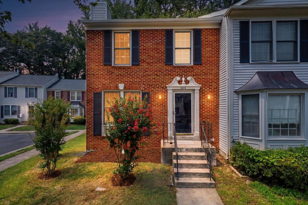 7814 LAMBKIN CT, Lorton, VA 22079
