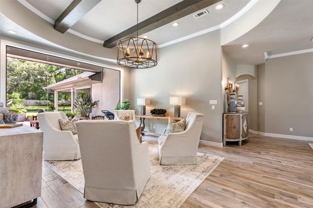 11 Turtle Cove Court, Kingwood, TX 77346