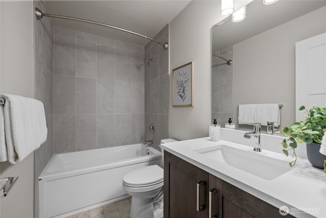 3813 63rd Street NW, Gig Harbor, WA 98335