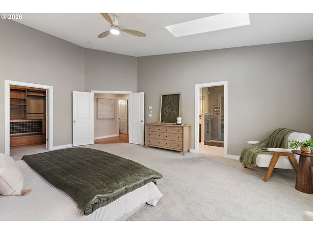 2739 Nw AVOCET Ln, Portland, OR 97229