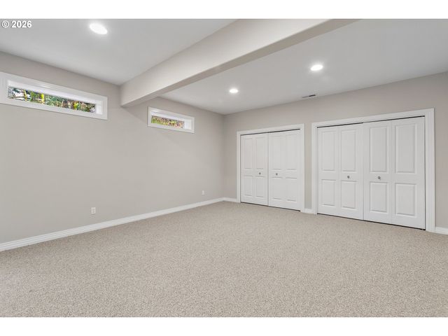 2739 Nw AVOCET Ln, Portland, OR 97229