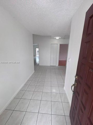 2485 W 70th Place, Hialeah, FL 33016