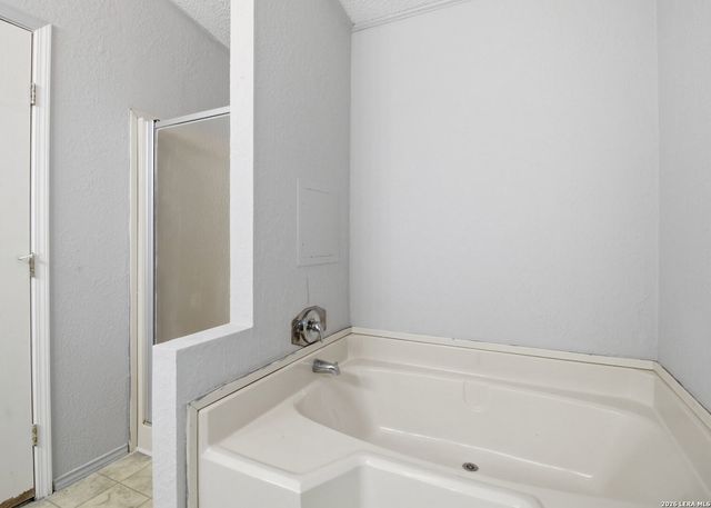 318 Dewey, Seguin, TX 78155