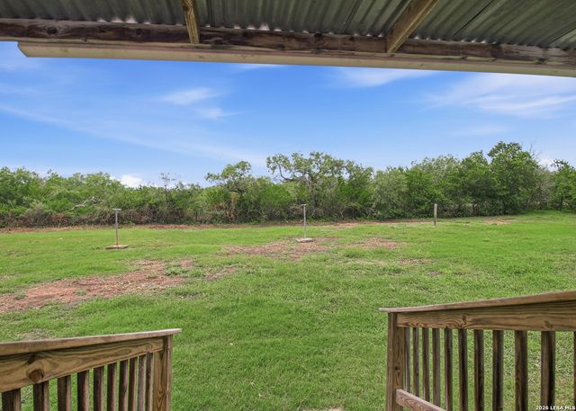 318 Dewey, Seguin, TX 78155