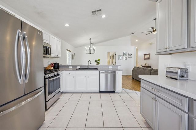 225 TIVOLI CIRCLE, Davenport, FL 33837