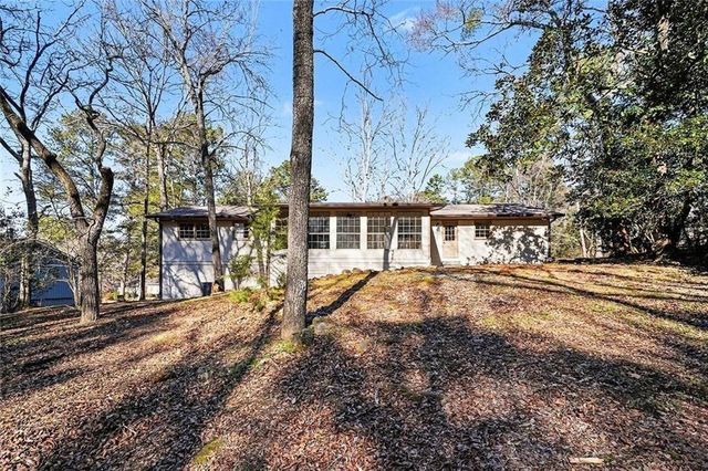 2304 Rolling Acres Court SW, Conyers, GA 30094
