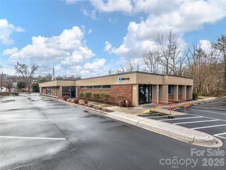7 Mcdowell Street 100/300, Asheville, NC 28801