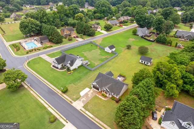 360 Finch Way, Jefferson, GA 30549