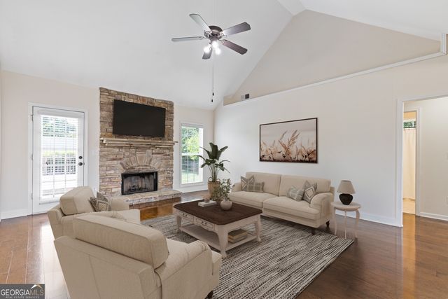360 Finch Way, Jefferson, GA 30549
