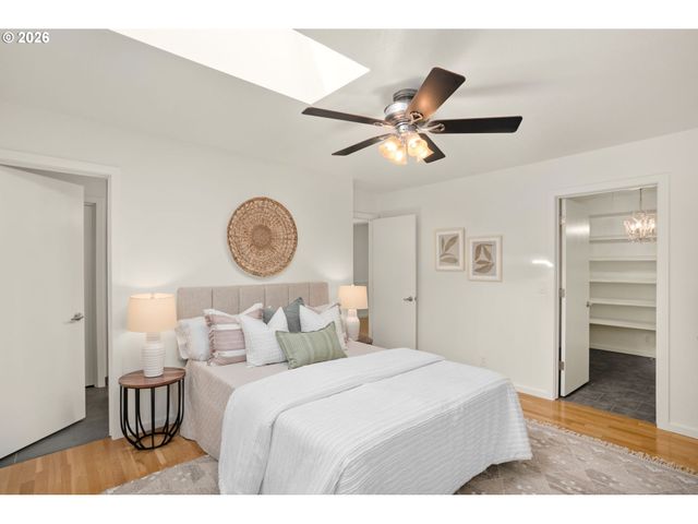 3236 Sw IDAHO St, Portland, OR 97239