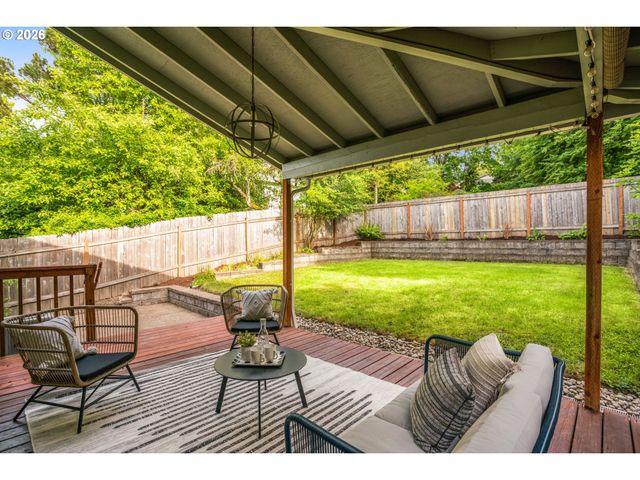 3236 Sw IDAHO St, Portland, OR 97239