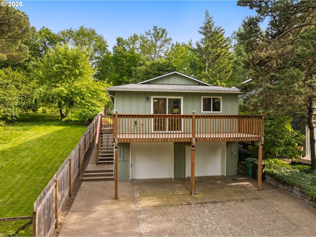 3236 Sw IDAHO St, Portland, OR 97239