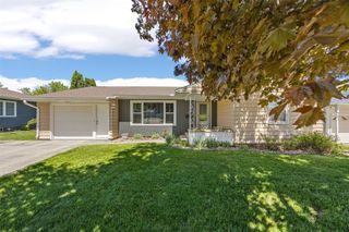1214 Staub Court NE, Cedar Rapids, IA 52402