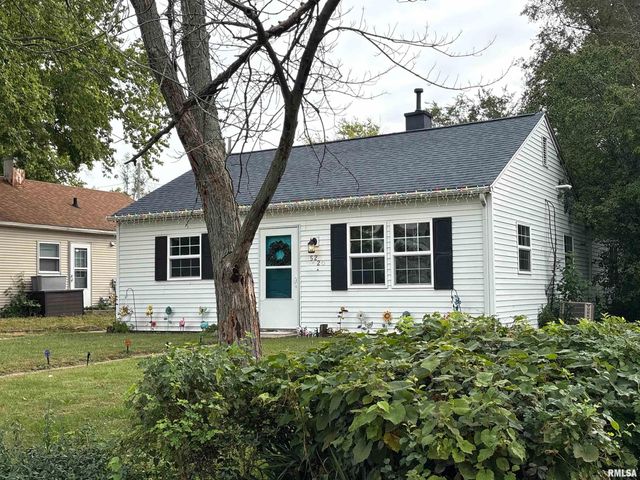 5220 N ROBERTS Road, Peoria Heights, IL 61616