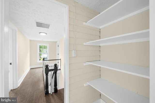 21 E GERMAIN ST, Winchester, VA 22601