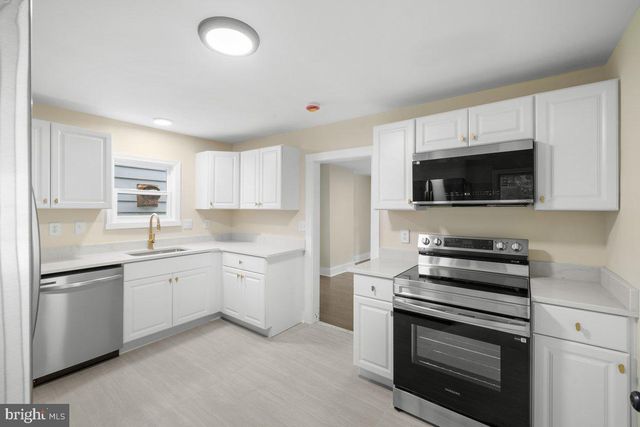 21 E GERMAIN ST, Winchester, VA 22601