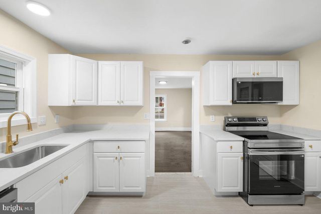21 E GERMAIN ST, Winchester, VA 22601