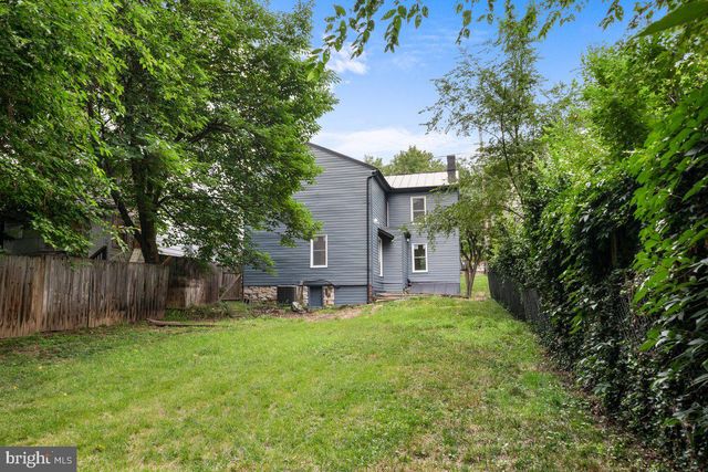 21 E GERMAIN ST, Winchester, VA 22601