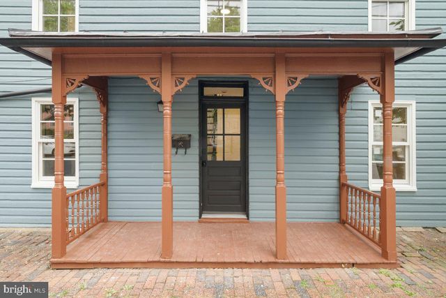21 E GERMAIN ST, Winchester, VA 22601