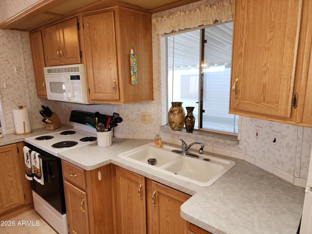 3544 N CHAPPAREL Drive, Florence, AZ 85132