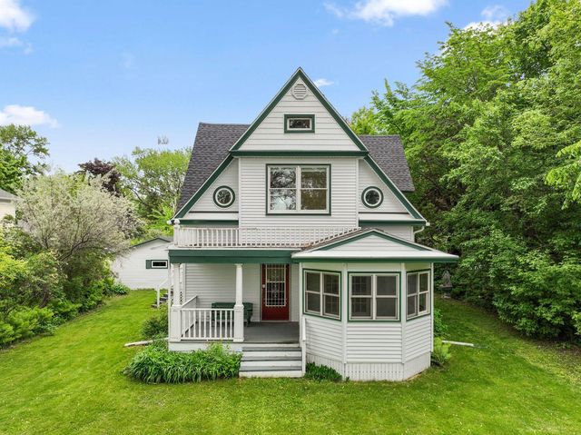 216 Summit Avenue, Center City, MN 55012