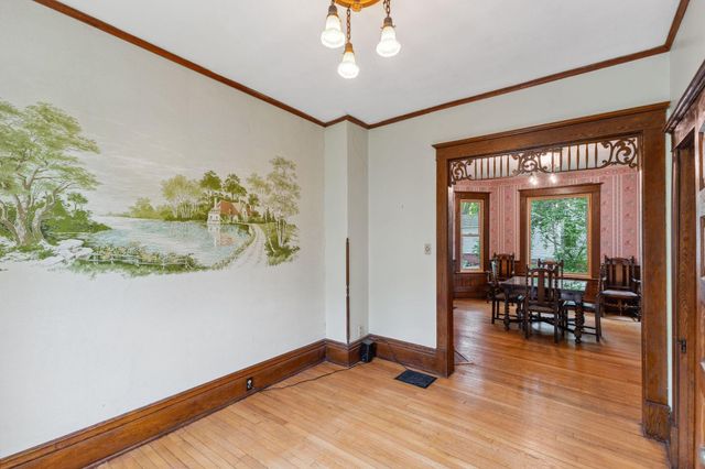 216 Summit Avenue, Center City, MN 55012