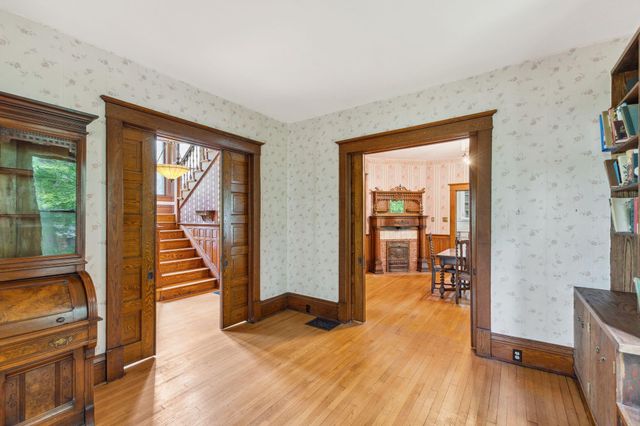 216 Summit Avenue, Center City, MN 55012