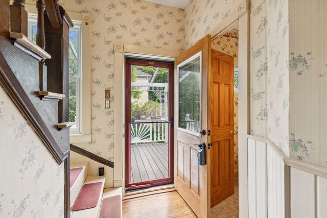 216 Summit Avenue, Center City, MN 55012