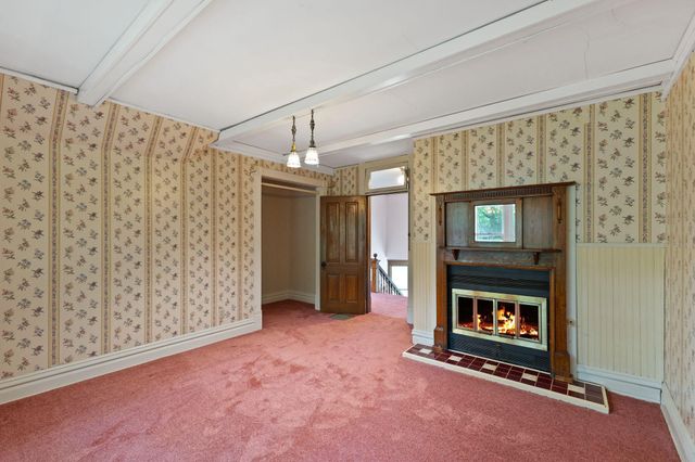 216 Summit Avenue, Center City, MN 55012