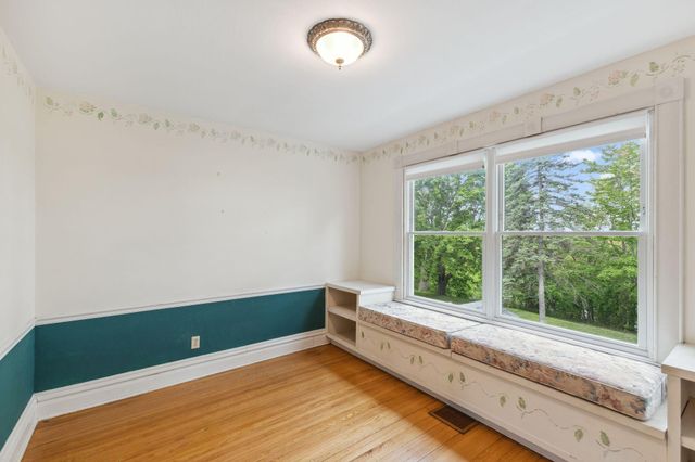 216 Summit Avenue, Center City, MN 55012