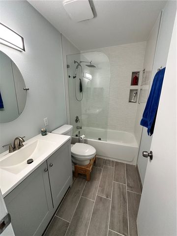 3402 Ocean Dr 15, Corpus Christi, TX 78411