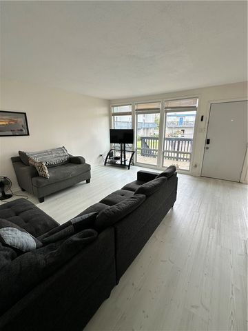 3402 Ocean Dr 15, Corpus Christi, TX 78411