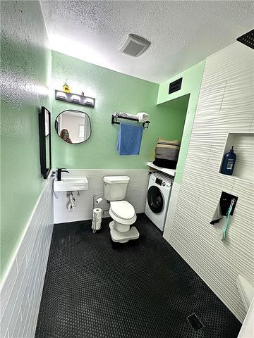 3402 Ocean Dr 15, Corpus Christi, TX 78411