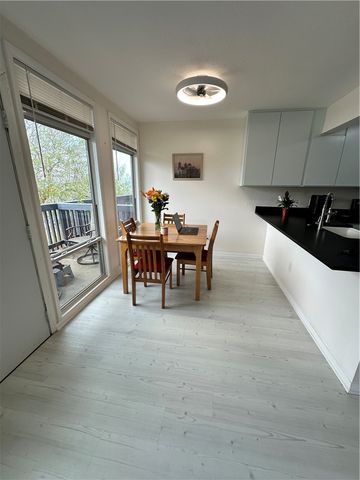 3402 Ocean Dr 15, Corpus Christi, TX 78411