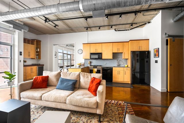 322 E Liberty Street 16 & 17, Ann Arbor, MI 48104