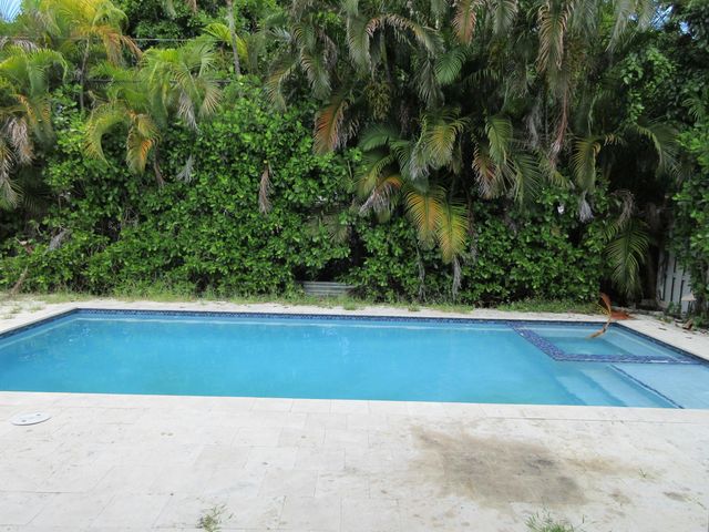 4955 SW 35th Terrace, Hollywood, FL 33312