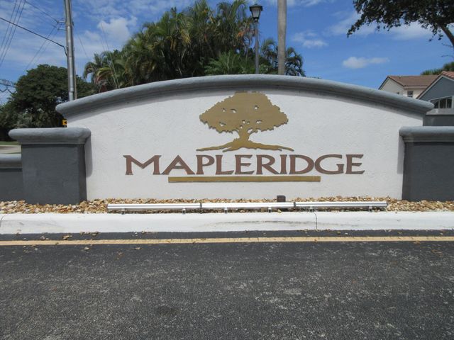 4955 SW 35th Terrace, Hollywood, FL 33312