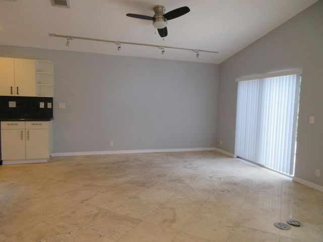 4955 SW 35th Terrace, Hollywood, FL 33312