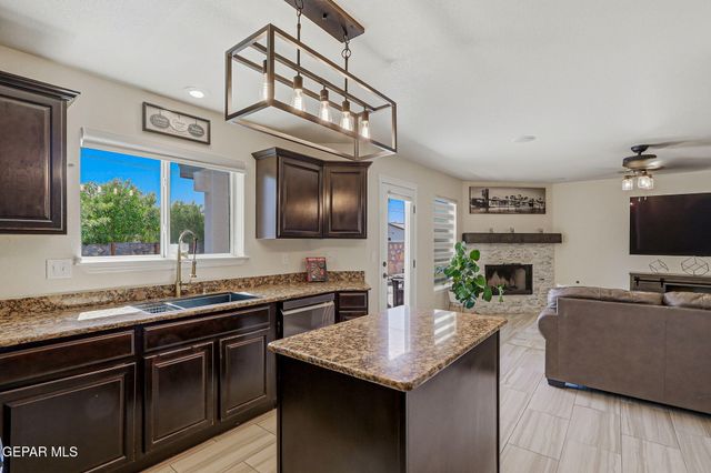 600 Valley Plum Avenue, El Paso, TX 79932